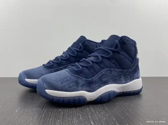 AR0715-441 Velvet Midnight WMNS Navy Jordan 11 Air 0520